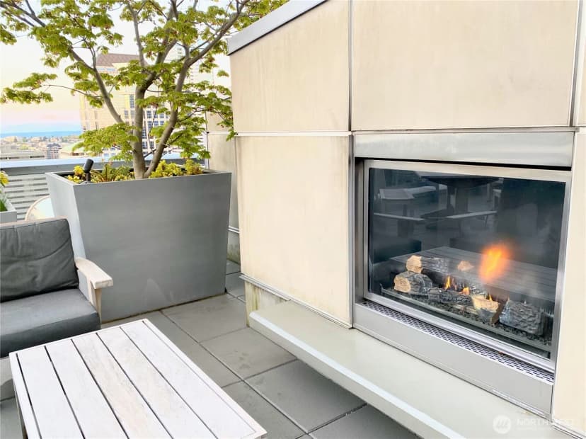 Property photo for 1521 2nd Avenue #1001, Seattle photo 32