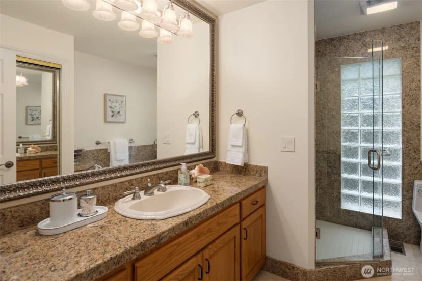 Property photo for 21712 Ne 144th Place, Woodinville photo 28