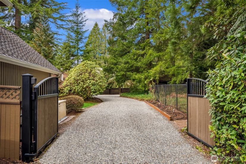 Property photo for 21712 Ne 144th Place, Woodinville photo 13