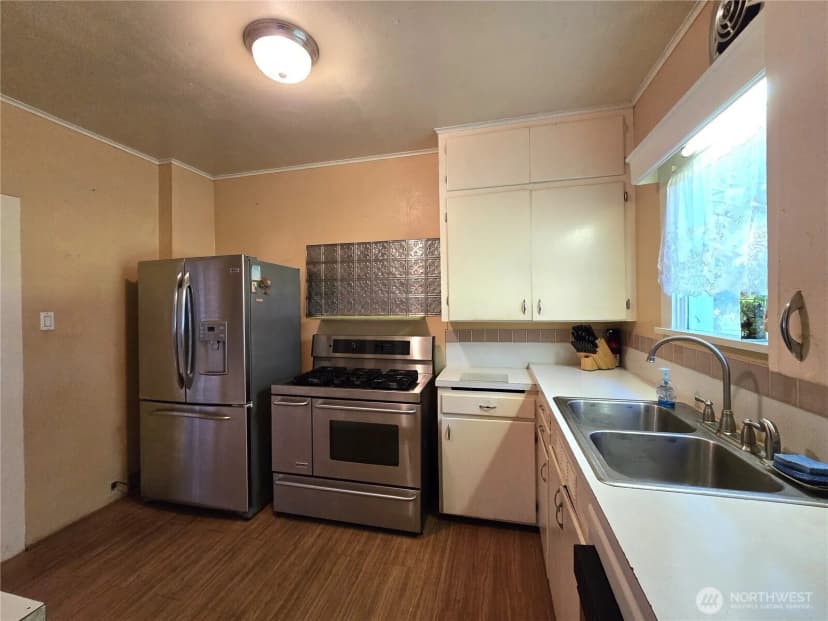 Property photo for 1008 E Pioneer, Montesano photo 11