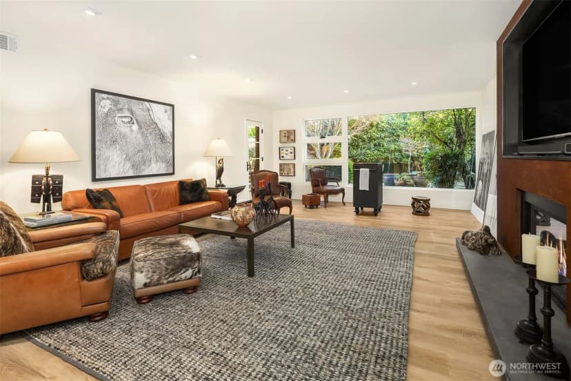 Property photo for 1561 Magnolia Boulevard W, Seattle photo 23