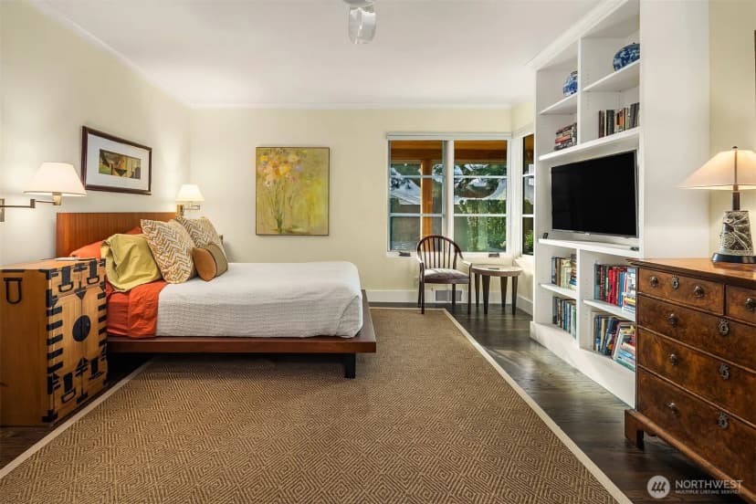 Property photo for 1561 Magnolia Boulevard W, Seattle photo 16