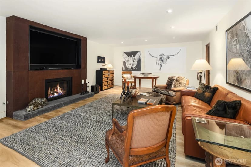 Property photo for 1561 Magnolia Boulevard W, Seattle photo 22