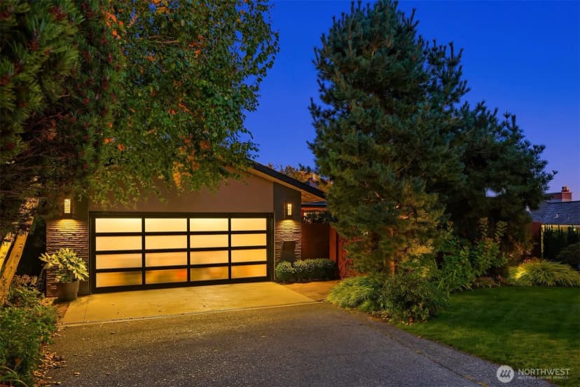 Property photo for 1561 Magnolia Boulevard W, Seattle photo 36