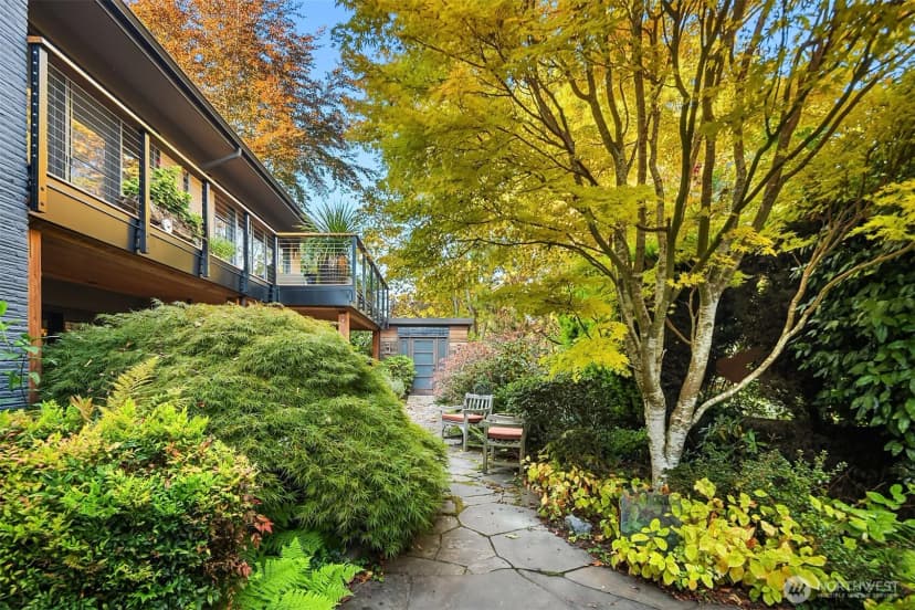 Property photo for 1561 Magnolia Boulevard W, Seattle photo 37