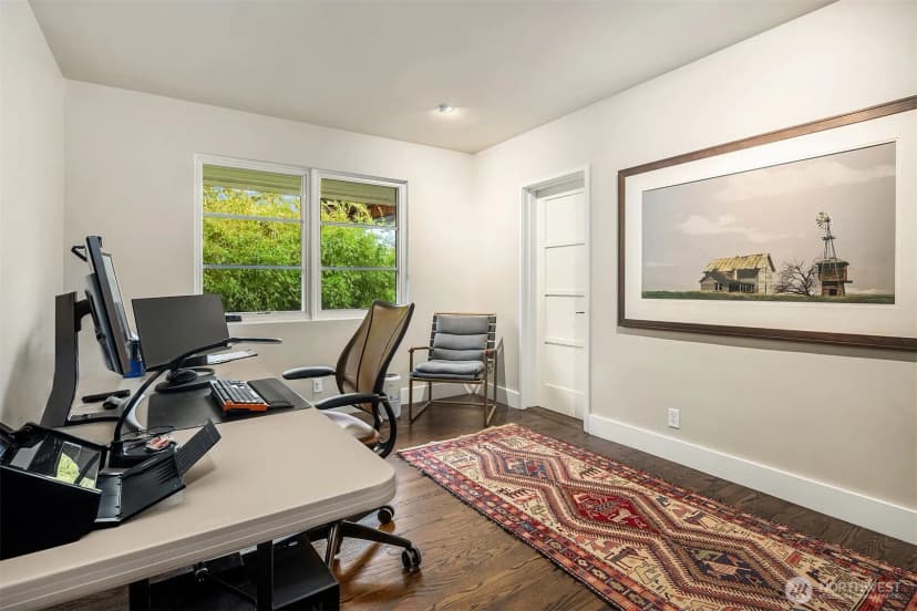 Property photo for 1561 Magnolia Boulevard W, Seattle photo 14