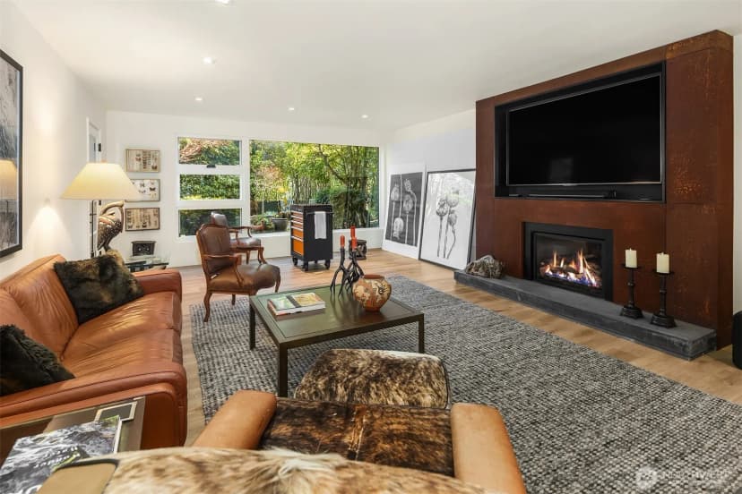 Property photo for 1561 Magnolia Boulevard W, Seattle photo 21
