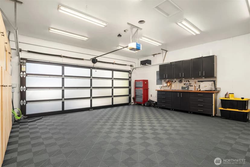 Property photo for 1561 Magnolia Boulevard W, Seattle photo 30