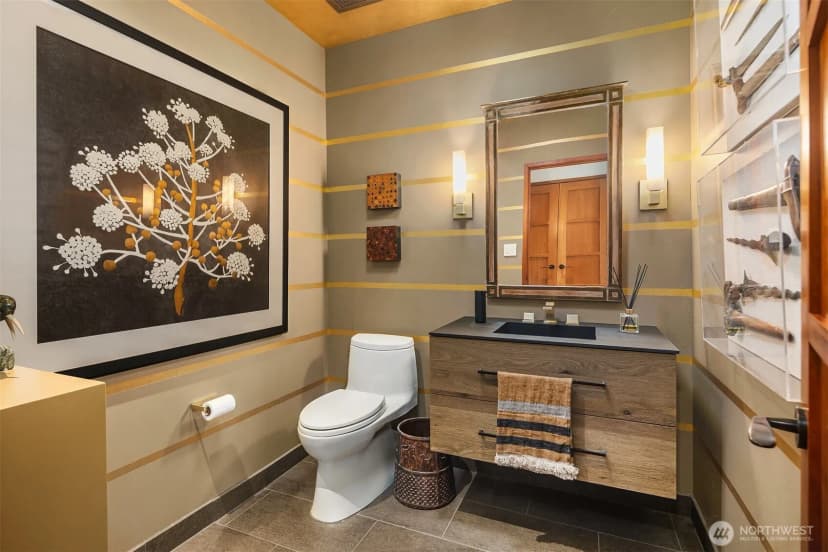 Property photo for 1561 Magnolia Boulevard W, Seattle photo 13