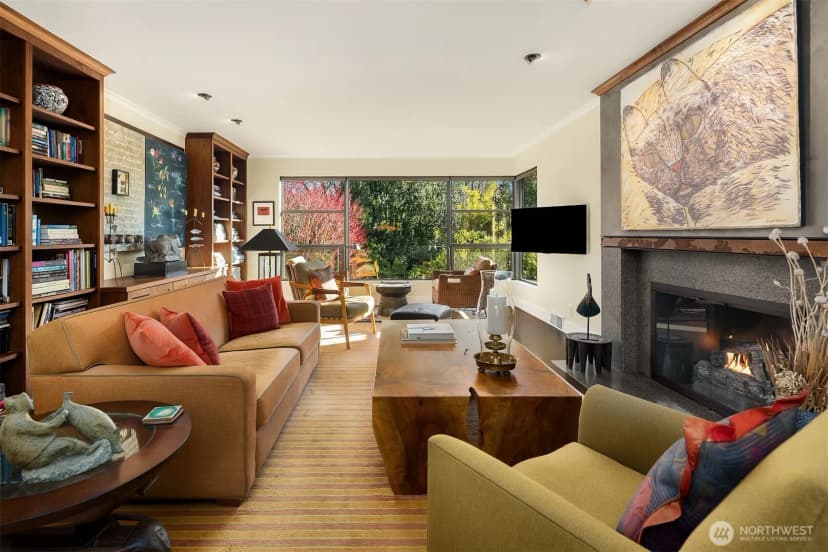 Property photo for 1561 Magnolia Boulevard W, Seattle photo 3