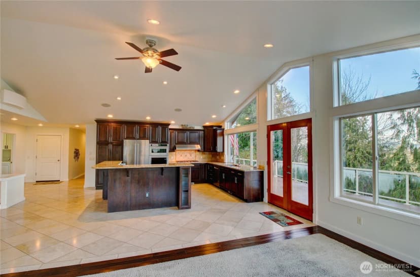 Property photo for 23090 Buchanan Street, Mount Vernon photo 9