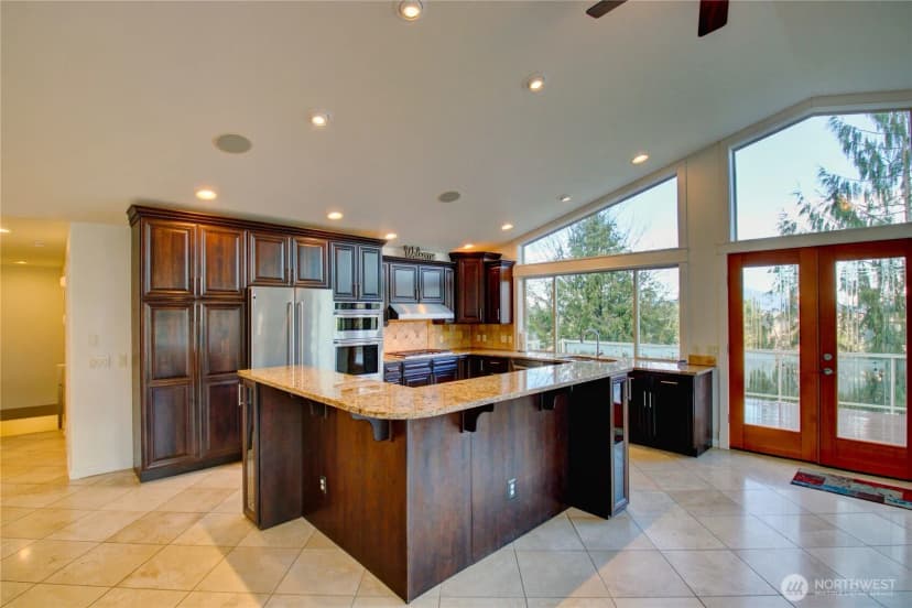 Property photo for 23090 Buchanan Street, Mount Vernon photo 8
