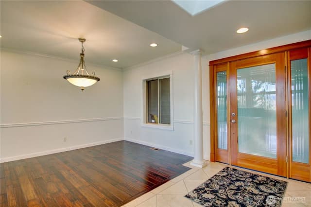 Property photo for 23090 Buchanan Street, Mount Vernon photo 4