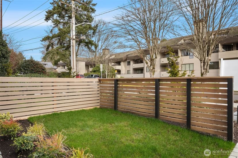 Property photo for 413 99th Avenue Ne, Bellevue photo 32