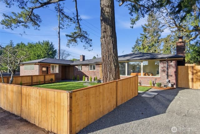 Property photo for 8505 Bridgeport Way Sw, Lakewood