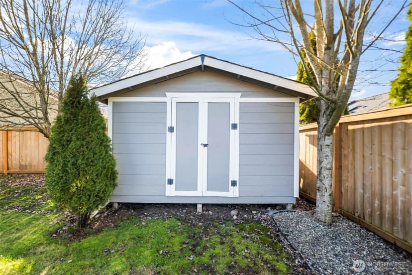 Property photo for 810 Cody Street Se, Rainier photo 25