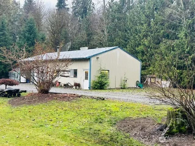 Property photo for 15312 State Route 530, Concrete photo 12