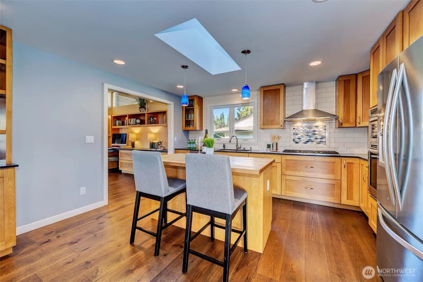 Property photo for 1419 179th Place Ne, Bellevue photo 10