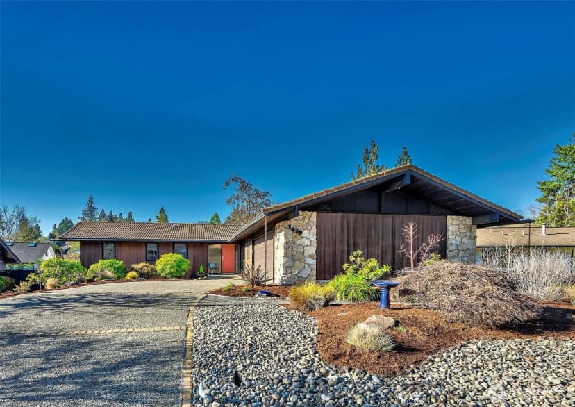 Property photo for 1419 179th Place Ne, Bellevue photo 2