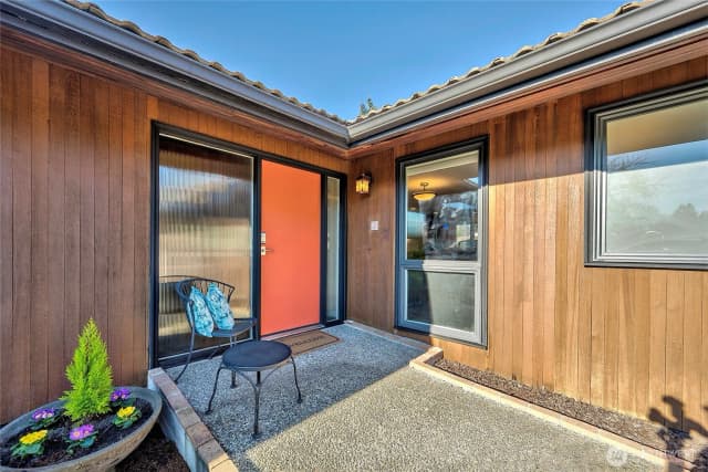 Property photo for 1419 179th Place Ne, Bellevue photo 3