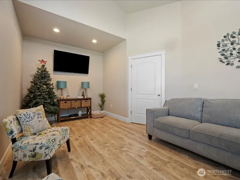 Property photo for 1105 E Olympia Street E, Othello photo 19