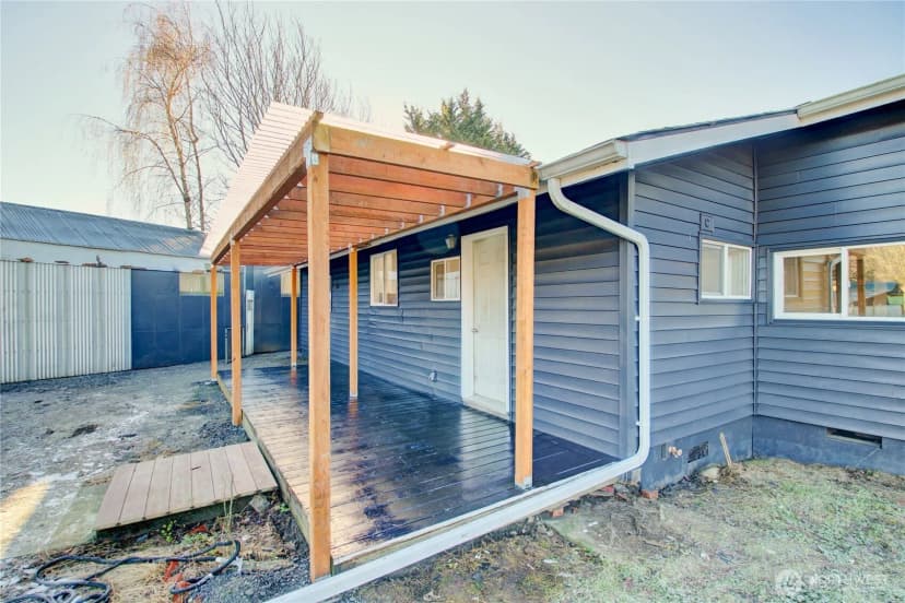 Property photo for 8739 F And S Grade Rd, Sedro Woolley photo 26