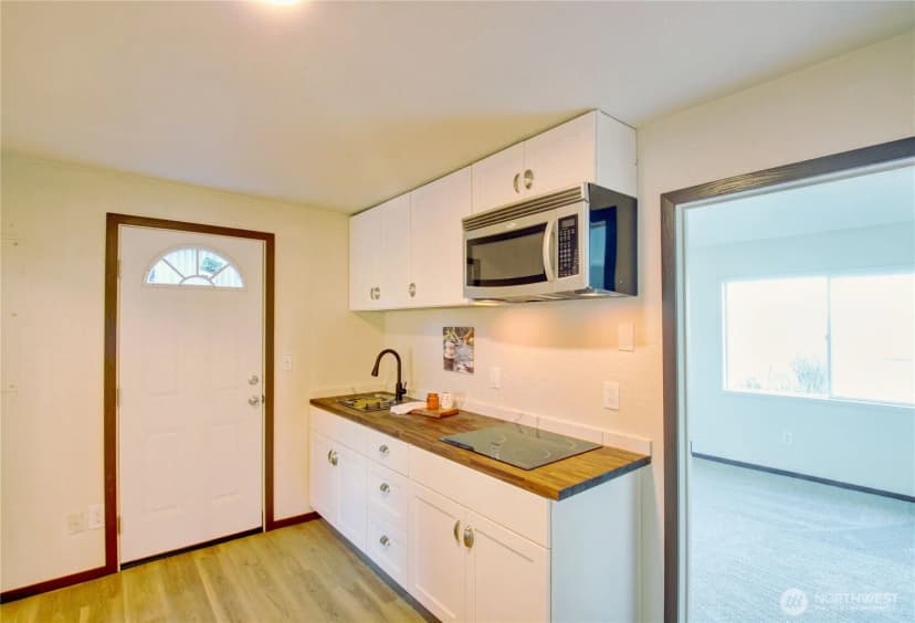 Property photo for 8739 F And S Grade Rd, Sedro Woolley photo 16