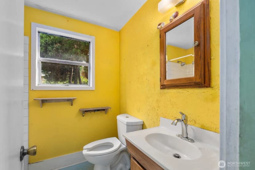 Property photo for 12249 Shorewood Drive Sw, Burien photo 20