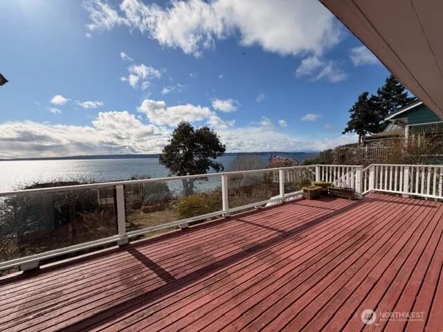 Property photo for 12249 Shorewood Drive Sw, Burien photo 5
