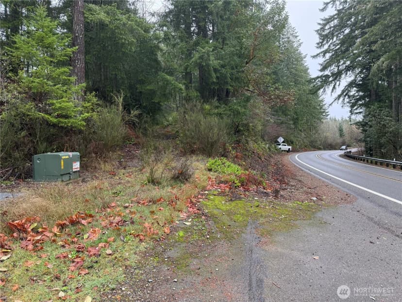 Property photo for 9714 Key Peninsula Hwy Nw, Gig Harbor photo 4