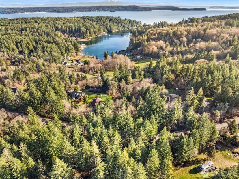 Property photo for 9714 Key Peninsula Hwy Nw, Gig Harbor photo 2