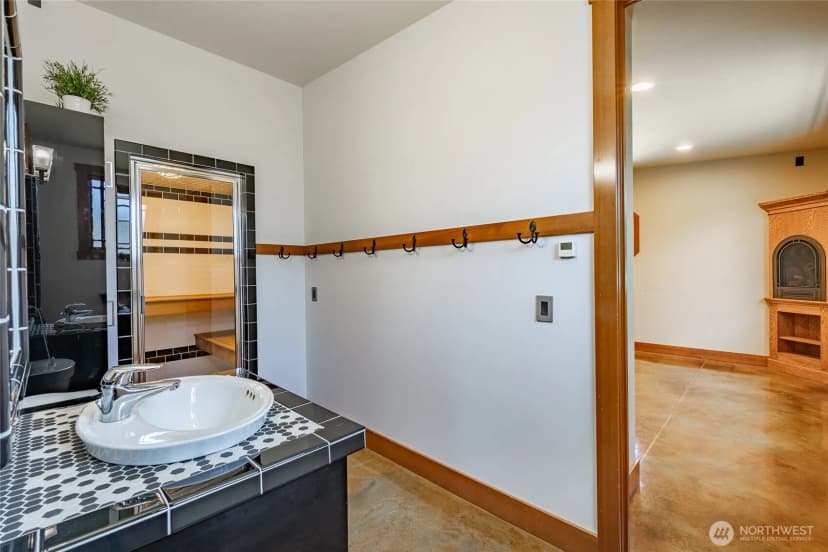 Property photo for 5727 Nakat Way, Blaine photo 28