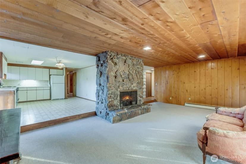 Property photo for 1319 Wood Avenue, Sumner photo 5