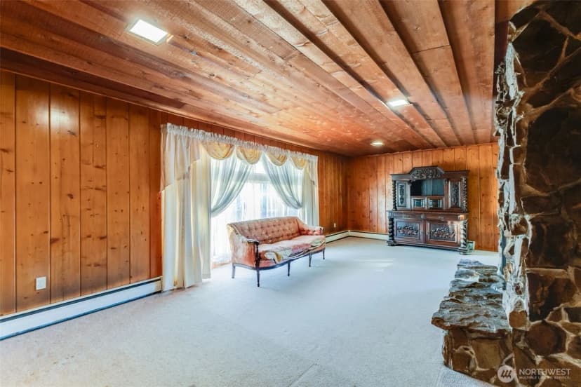 Property photo for 1319 Wood Avenue, Sumner photo 7