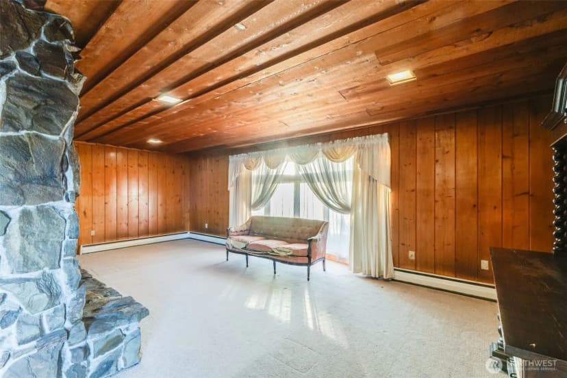 Property photo for 1319 Wood Avenue, Sumner photo 6