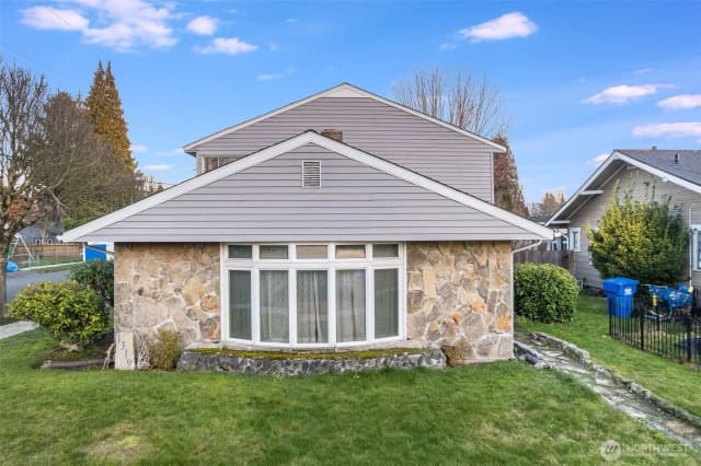 Property photo for 1319 Wood Avenue, Sumner