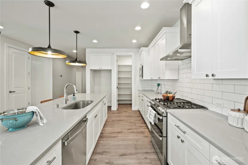 Property photo for 22867 Se Cherry Street, Black Diamond photo 8