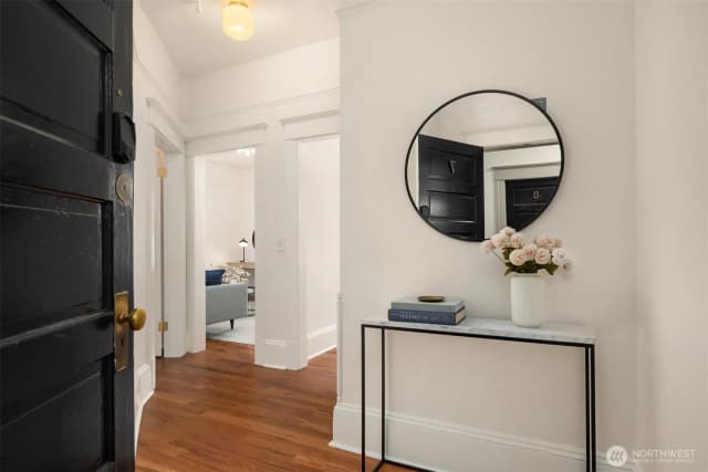Property photo for 1726 15th Avenue #7, Seattle photo 4