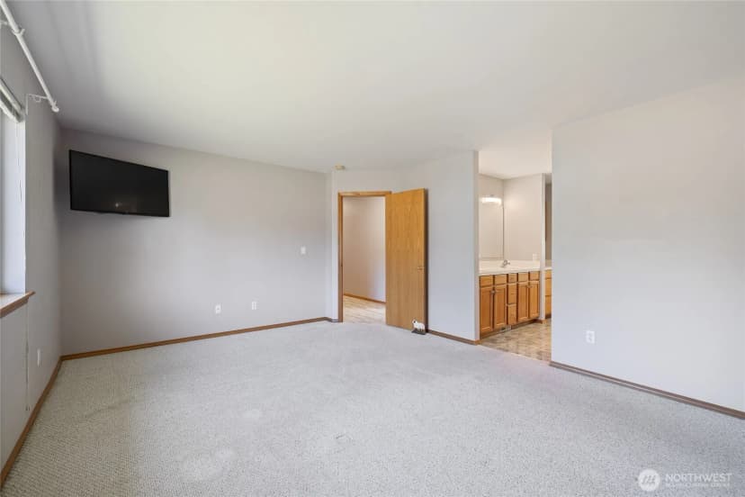 Property photo for 4004 50th Street Ct E, Tacoma photo 15