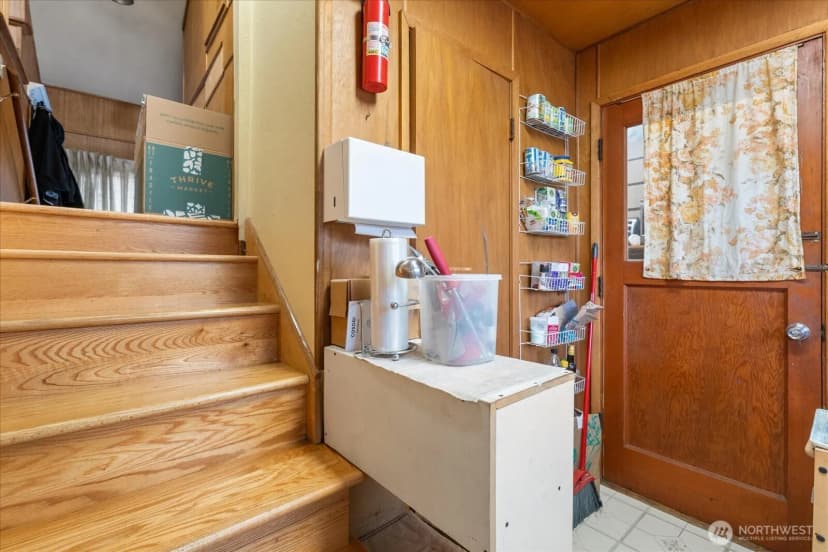 Property photo for 16545 Des Moines Memorial Drive S, Burien photo 14