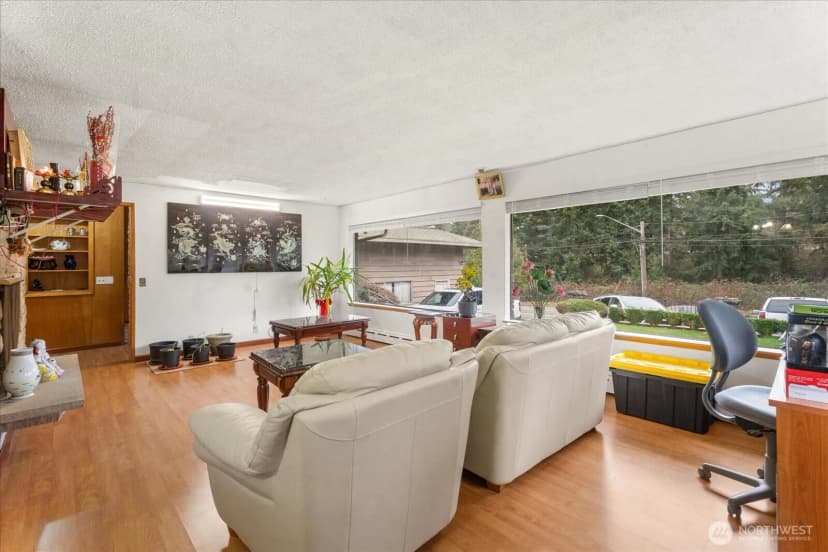 Property photo for 16545 Des Moines Memorial Drive S, Burien photo 4