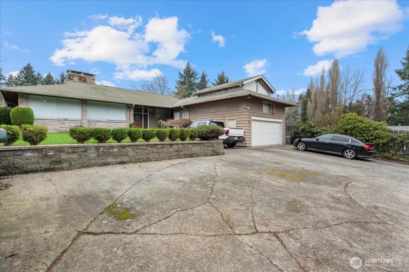 Property photo for 16545 Des Moines Memorial Drive S, Burien photo 18