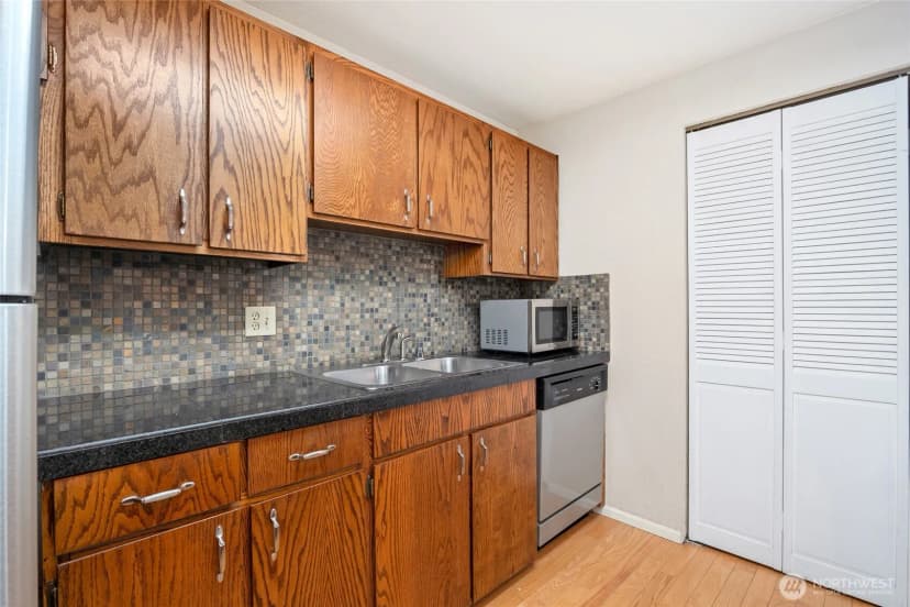Property photo for 9474 Redmond Woodinville Road Ne #a#303, Redmond photo 12