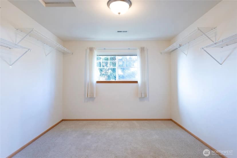 Property photo for 1877 Emerald Way, Lynden photo 23