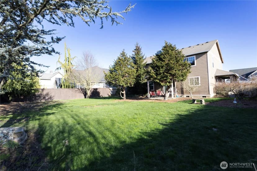Property photo for 1877 Emerald Way, Lynden photo 30
