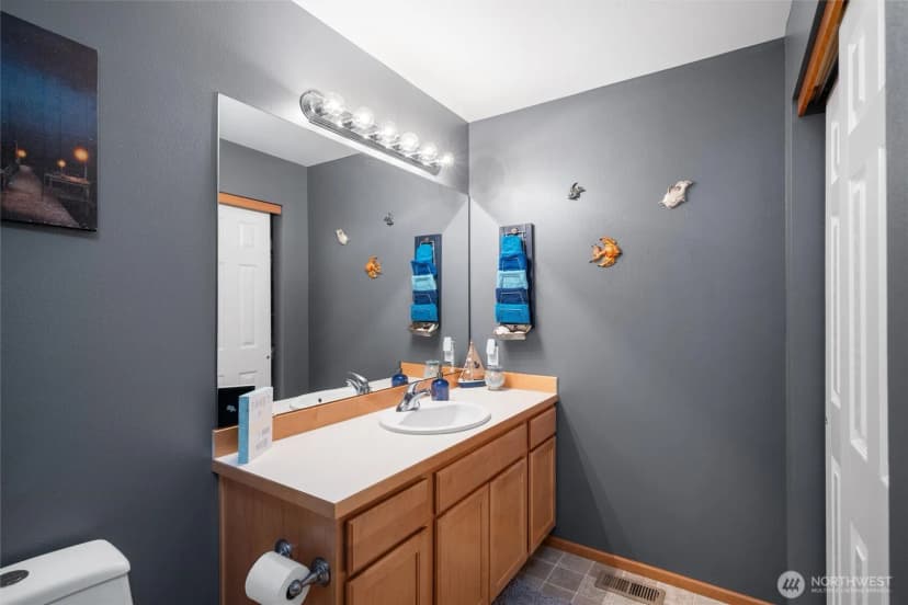 Property photo for 1877 Emerald Way, Lynden photo 8
