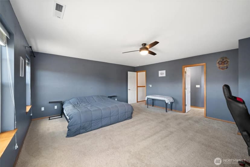 Property photo for 1877 Emerald Way, Lynden photo 18