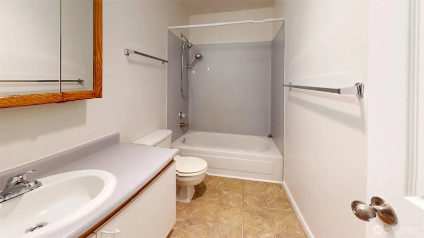 Property photo for 29645 18th Avenue S #a303, Federal Way photo 18