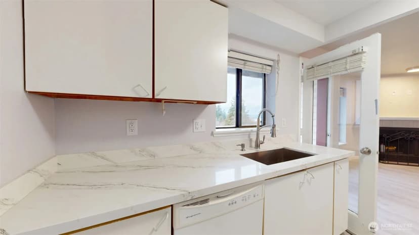 Property photo for 29645 18th Avenue S #a303, Federal Way photo 8