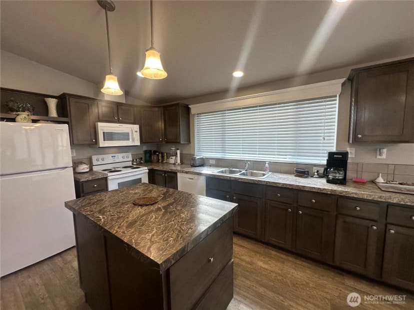 Property photo for 32110 T Pl, Ocean Park photo 13